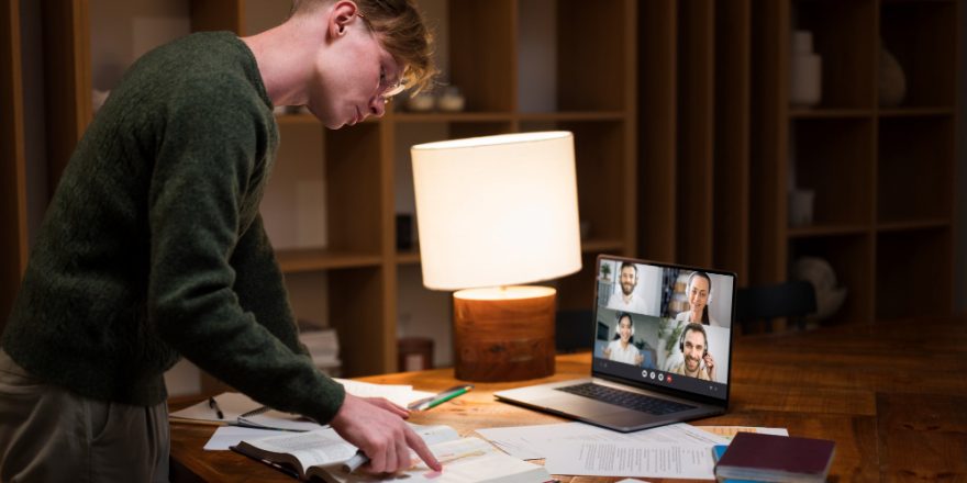 adapting-to-the-new-strategies-for-effective-hybrid-learning