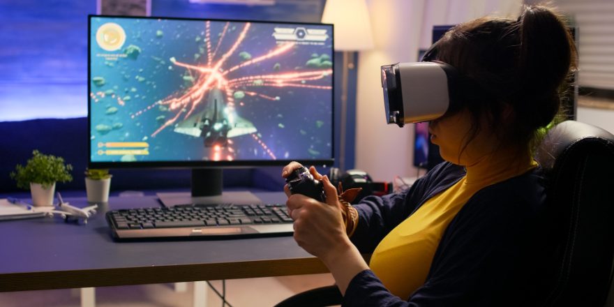 cloud-gaming-revolution-stream-your-dreams-without-a-monster-pc