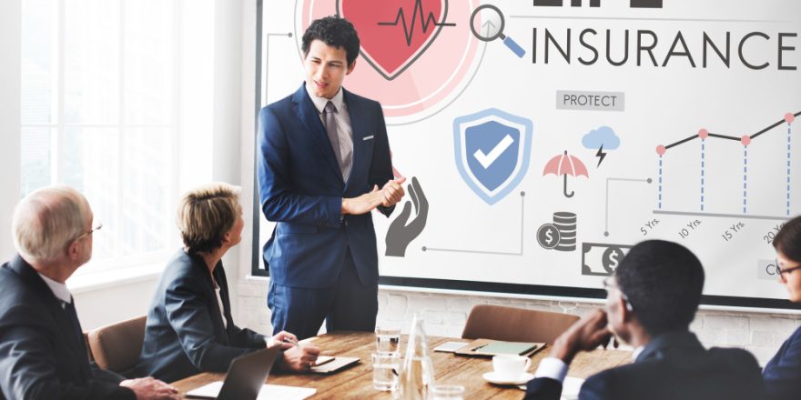 ultimate-guide-to-understanding-term-life-insurance-vs-whole-life